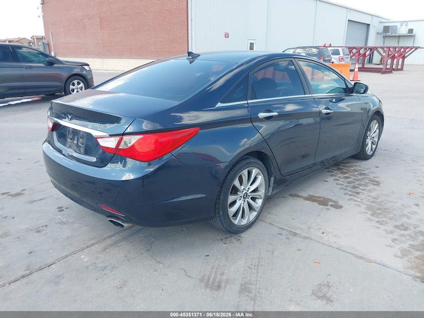 2013 Hyundai Sonata VIN 5NPEC4AC3DH786804 IAAI salvage auction — LEFT SIDE, Salvage (Texas), sold $750 on 2026-07-08 (photo 4)