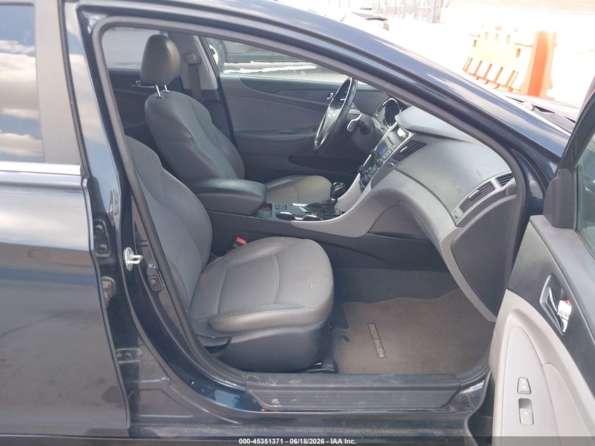 2013 Hyundai Sonata VIN 5NPEC4AC3DH786804 IAAI salvage auction — LEFT SIDE, Salvage (Texas), sold $750 on 2026-07-08 (photo 5)