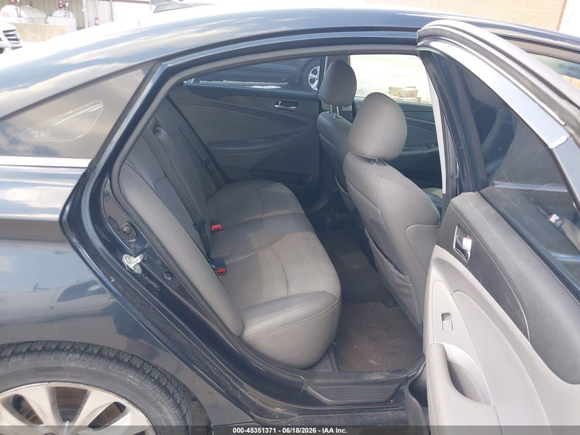 2013 Hyundai Sonata VIN 5NPEC4AC3DH786804 IAAI salvage auction — LEFT SIDE, Salvage (Texas), sold $750 on 2026-07-08 (photo 8)