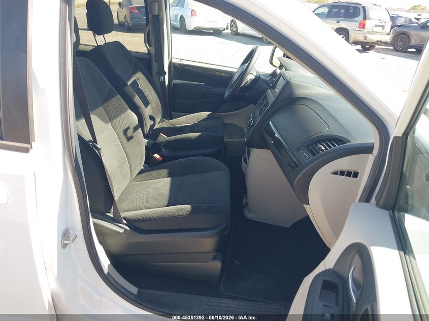 2018 Dodge Grand caravan VIN 2C4RDGBG7JR356404 IAAI salvage auction — NORMAL WEAR, SF97 (California), sold $8,800 on 2026-07-28 (photo 5)