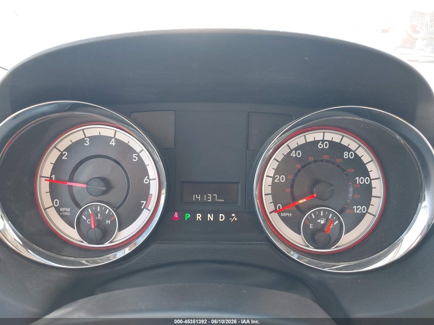 2018 Dodge Grand caravan VIN 2C4RDGBG7JR356404 IAAI salvage auction — NORMAL WEAR, SF97 (California), sold $8,800 on 2026-07-28 (photo 7)