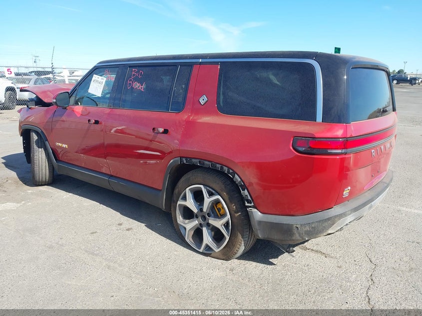 2024 Rivian R1s VIN 7PDSGABA3RN033955 IAAI salvage auction — BIO HAZARD, Salvage (California), sold $25 on 2026-07-29 (photo 3)