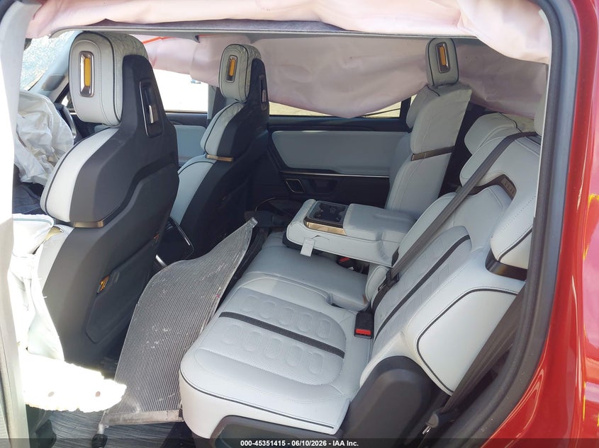 2024 Rivian R1s VIN 7PDSGABA3RN033955 IAAI salvage auction — BIO HAZARD, Salvage (California), sold $25 on 2026-07-29 (photo 8)