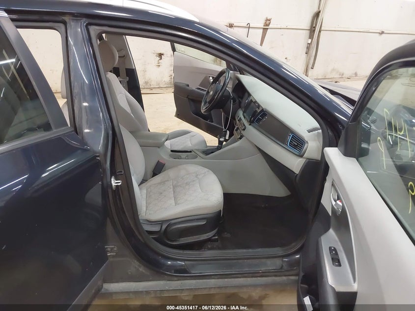 2019 Kia Niro VIN KNDCM3LD8K5236175 IAAI salvage auction — LEFT FRONT, Salvage (Pennsylvania), sold $2,350 on 2026-07-09 (photo 5)