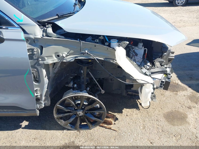 2025 Honda Cr-v VIN 7FARS6H83SE102769 IAAI salvage auction — RIGHT FRONT, Salvage (California), sold $17,100 on 2026-07-29 (photo 6)