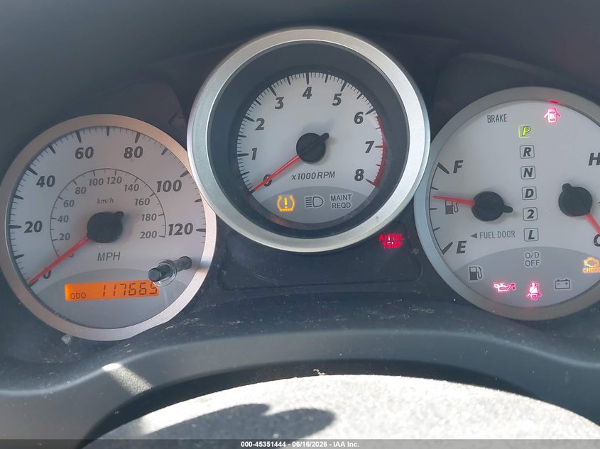 2004 Toyota Rav 4 VIN JTEHD20V640020673 IAAI salvage auction — ELECTRICAL, Salvage (Pennsylvania), sold $1,400 on 2026-07-15 (photo 7)
