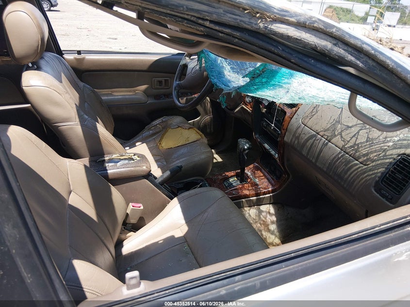 2000 Toyota 4runner VIN JT3GN87R9Y0148036 IAAI salvage auction — ROLLOVER, Clear (Tennessee), sold $350 on 2026-07-16 (photo 5)