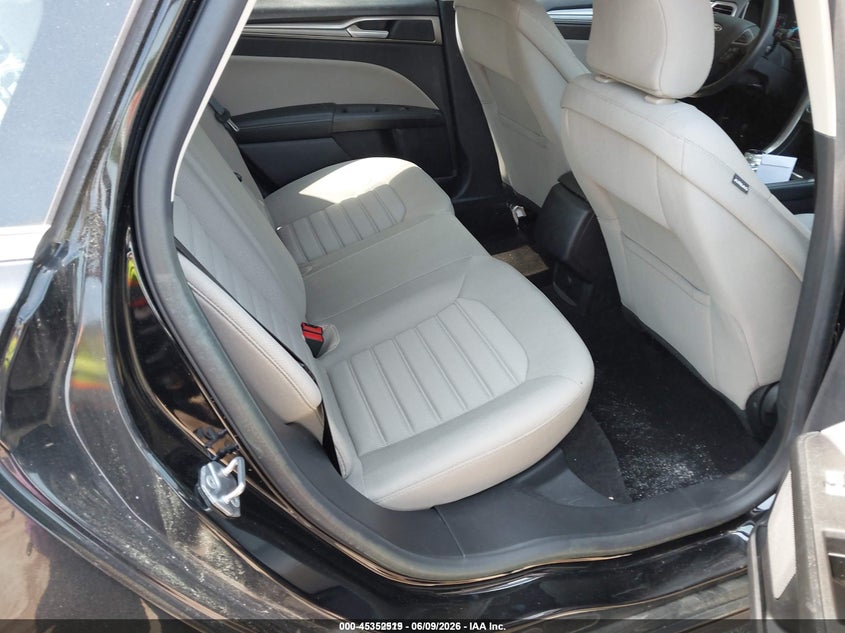 2018 Ford Fusion VIN 3FA6P0UU7JR212730 IAAI salvage auction — NORMAL WEAR, Sf97 (Virginia), sold $12,600 on 2026-07-22 (photo 8)
