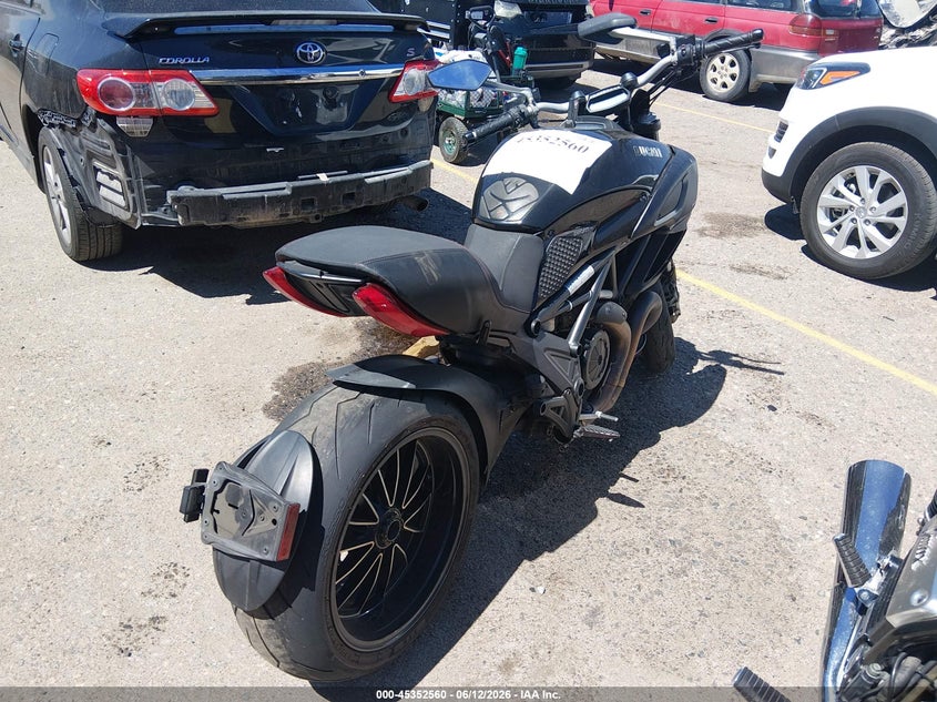 2012 Ducati Diavel VIN ZDM13BLW0CB008698 IAAI salvage auction — LEFT FRONT, Salvage (Colorado), sold $825 on 2026-07-28 (photo 4)