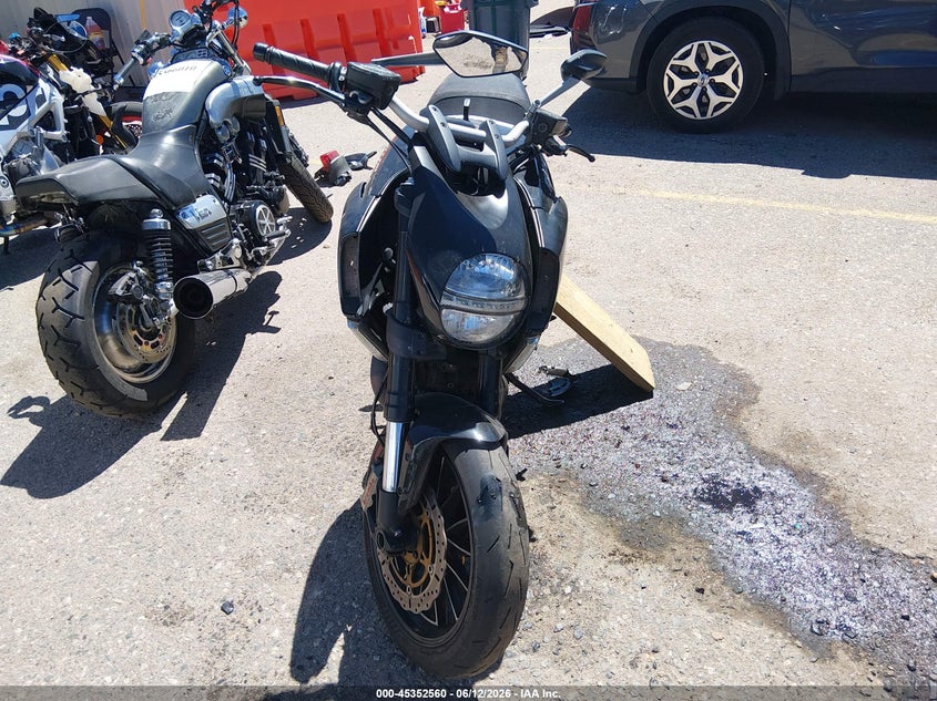 2012 Ducati Diavel VIN ZDM13BLW0CB008698 IAAI salvage auction — LEFT FRONT, Salvage (Colorado), sold $825 on 2026-07-28 (photo 5)