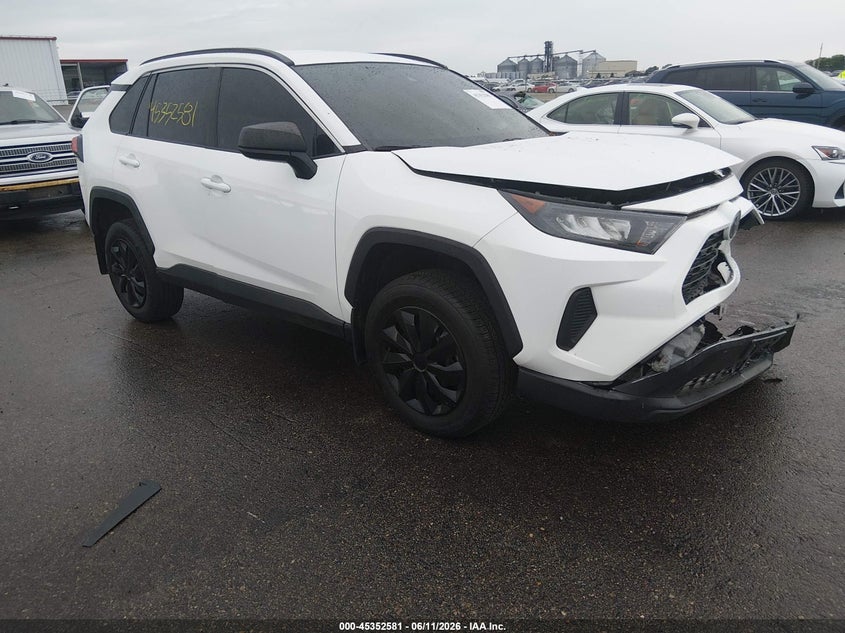 2019 Toyota Rav 4 VIN 2T3F1RFV2KW072217 — IAAI salvage auction photo