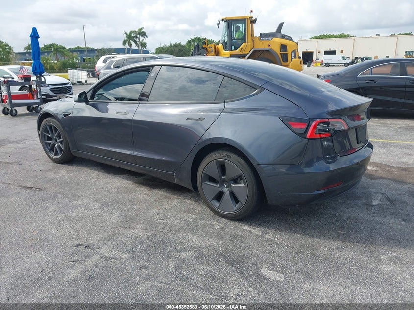 2021 Tesla Model 3 VIN 5YJ3E1EA5MF991452 IAAI salvage auction — NORMAL WEAR, Salvage (Florida), sold $5,575 on 2026-07-09 (photo 3)