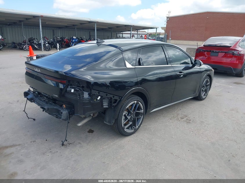 2025 Kia K4 VIN 3KPFW4DE7SE047025 IAAI salvage auction — SIDE, Original (Texas), sold $9,000 on 2026-08-21 (photo 4)