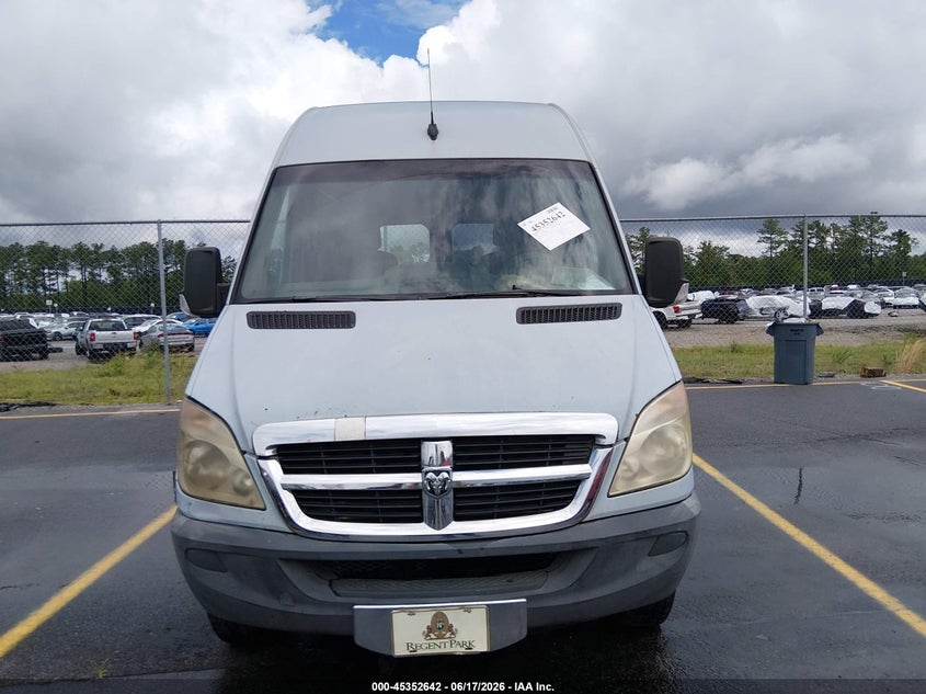 2008 Dodge Sprinter VIN WD0PE745X85305249 IAAI salvage auction — NORMAL WEAR, Clear (South Carolina), sold $300 on 2026-07-29 (photo 6)