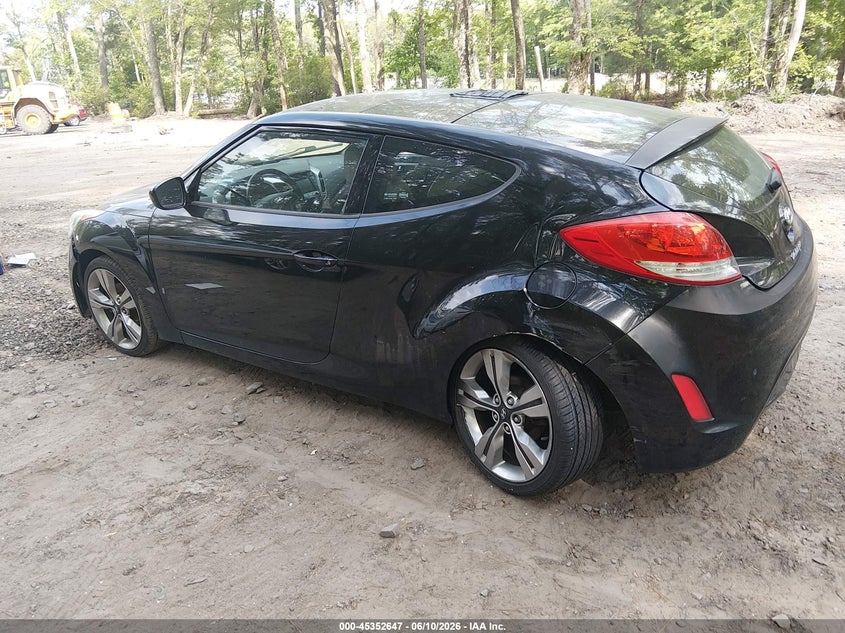 2013 Hyundai Veloster VIN KMHTC6AD6DU092637 IAAI salvage auction — FRONT END, Clear (Virginia), sold $650 on 2026-07-14 (photo 3)