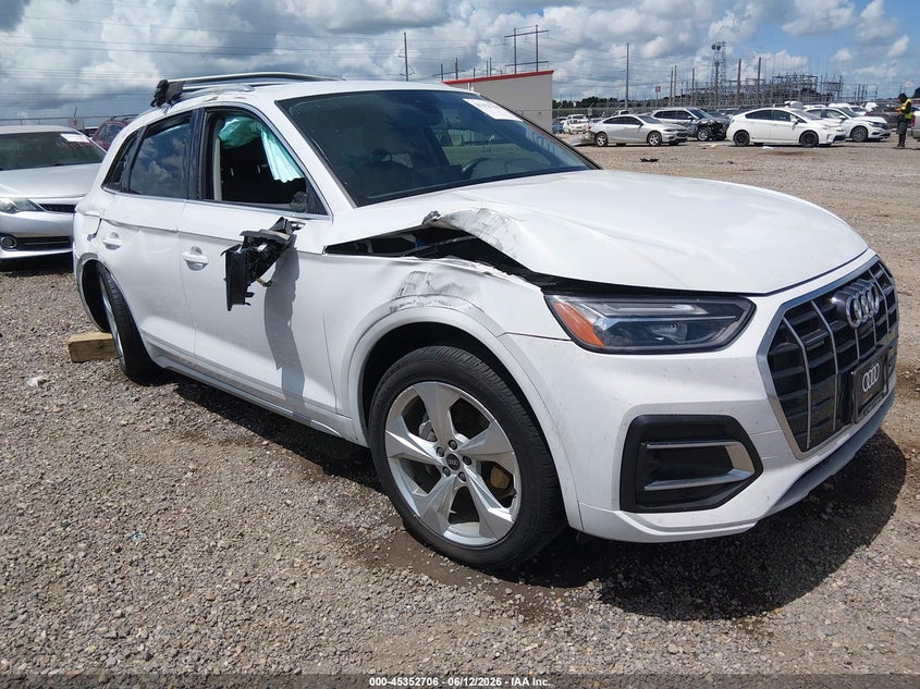 2021 Audi Q5 VIN WA1BAAFY9M2106153 IAAI salvage auction — ROLLOVER, Salvage (Louisiana), sold $3,625 on 2026-07-22 (photo 1)