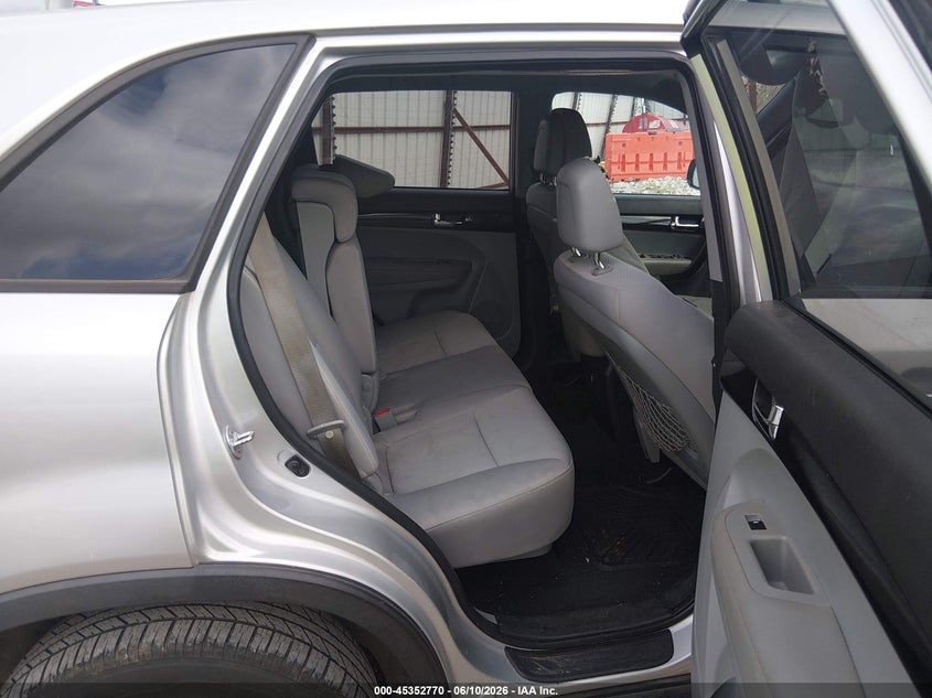 2011 Kia Sorento VIN 5XYKT3A13BG017199 IAAI salvage auction — NORMAL WEAR, Clear (Alabama), sold $775 on 2026-07-23 (photo 8)