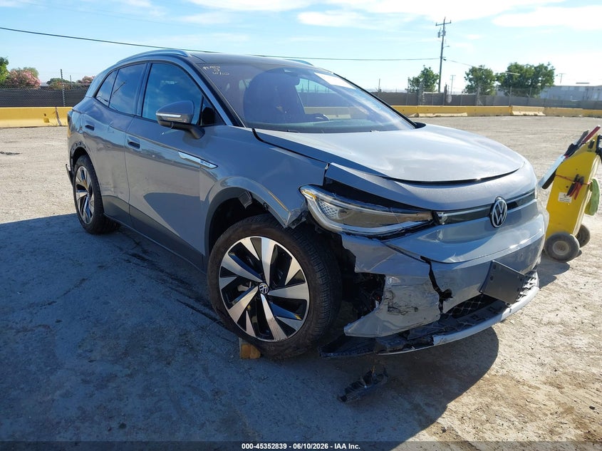 2021 Volkswagen Id.4 VIN WVGUNPE26MP058130 IAAI salvage auction — FRONT END, Salvage Title, sold $9,300 on 2026-07-17 (photo 1)