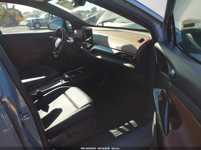 2021 Volkswagen Id.4 VIN WVGUNPE26MP058130 IAAI salvage auction — FRONT END, Salvage Title, sold $9,300 on 2026-07-17 (photo 5)