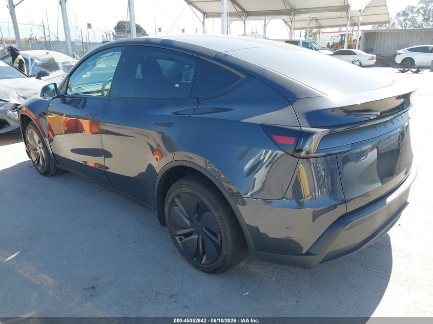 2026 Tesla Model y VIN 7SAYGDEDXTF439331 IAAI salvage auction — FRONT END, Wait Title, sold $18,000 on 2026-07-31 (photo 3)