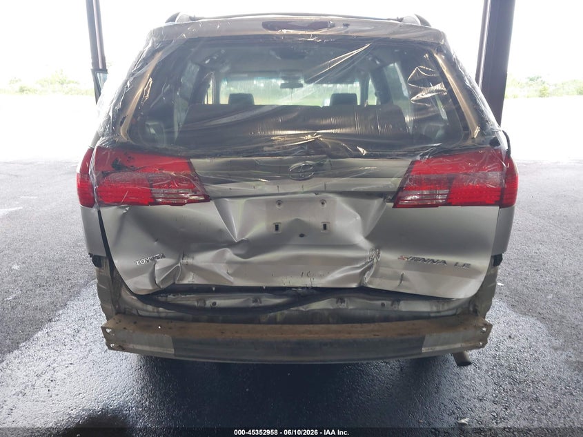 2004 Toyota Sienna VIN 5TDZA23CX4S077709 IAAI salvage auction — FRONT & REAR, Salvage (Georgia), sold $425 on 2026-07-14 (photo 6)