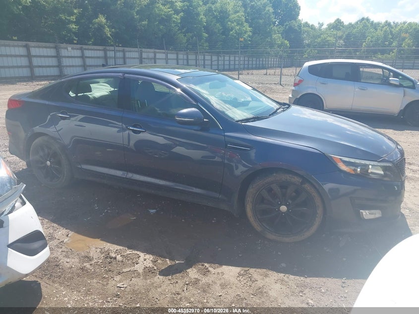 2015 Kia Optima VIN 5XXGN4A72FG486059 IAAI salvage auction — NORMAL WEAR, Clear (Tennessee), sold $725 on 2026-07-15 (photo 1)