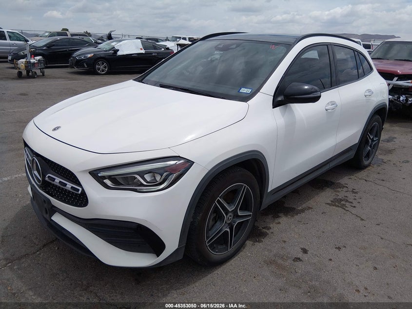 2021 Mercedes-benz Gla-klasse VIN W1N4N4HB4MJ193066 IAAI salvage auction — SIDE, Salvage Title, sold $9,600 on 2026-08-01 (photo 2)