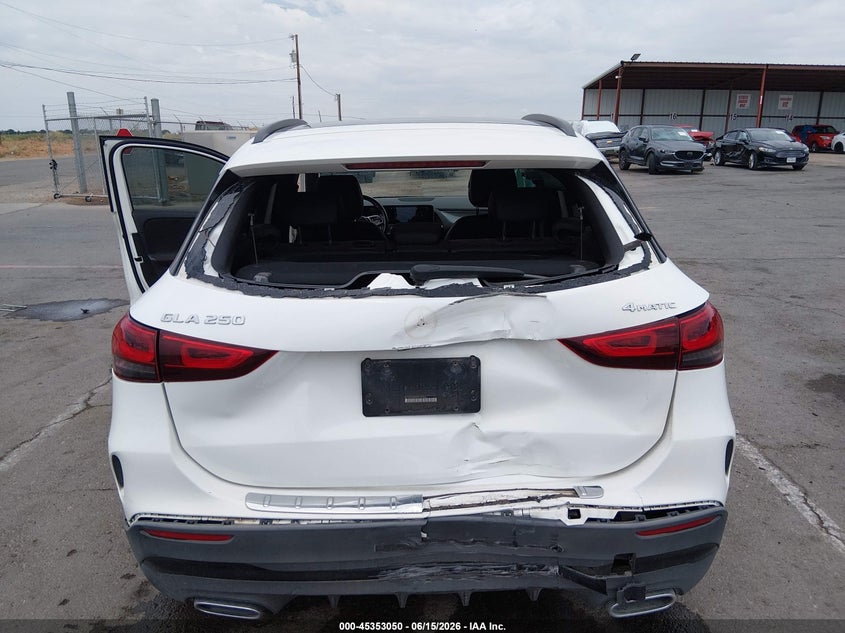 2021 Mercedes-benz Gla-klasse VIN W1N4N4HB4MJ193066 IAAI salvage auction — SIDE, Salvage Title, sold $9,600 on 2026-08-01 (photo 6)