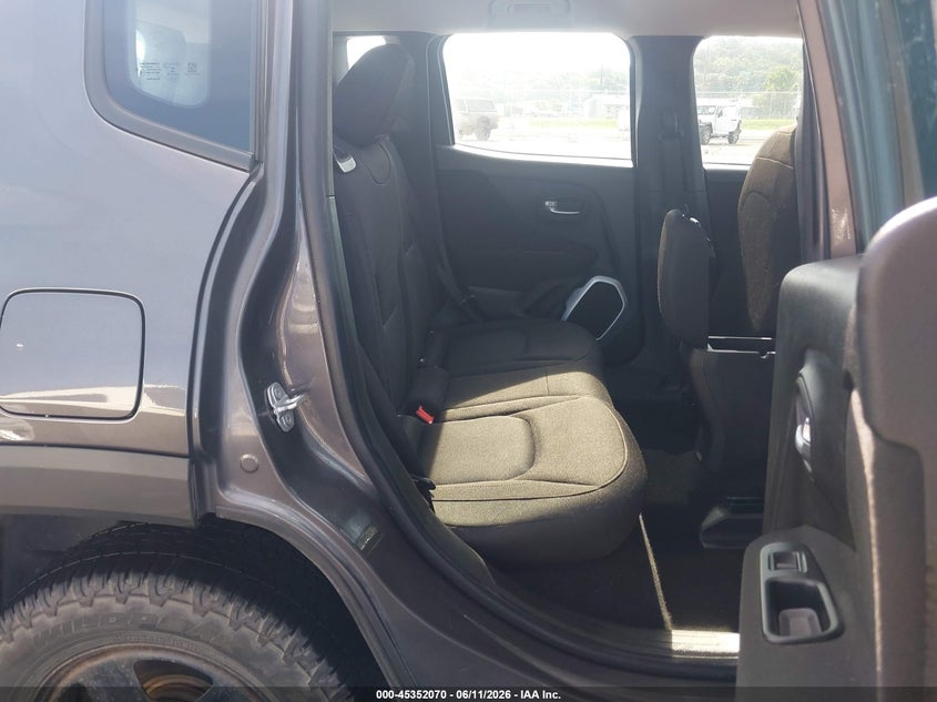 2018 Jeep Renegade VIN ZACCJBAB6JPJ57949 IAAI salvage auction — RIGHT FRONT, Salvage (Missouri), sold $350 on 2026-07-21 (photo 8)
