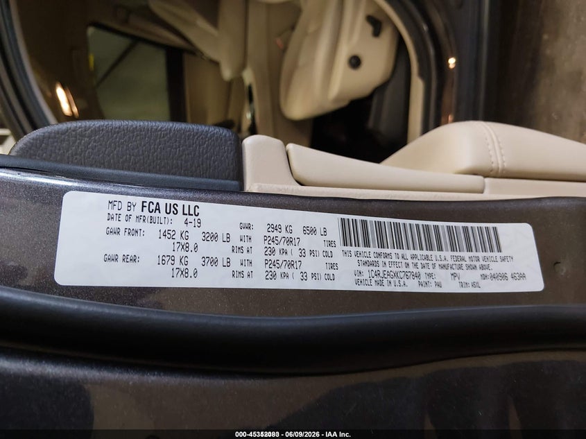 2019 Jeep Grand cherokee VIN 1C4RJEAGXKC767840 IAAI salvage auction — NORMAL WEAR, Sf97 (Illinois), sold $11,400 on 2026-08-11 (photo 9)