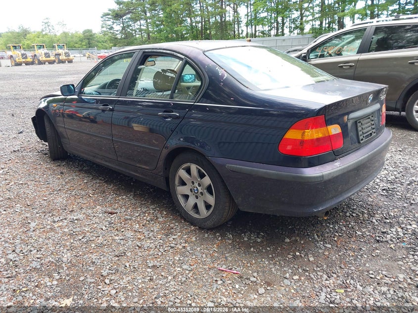 2005 BMW 3 series VIN WBAEU33405PF63641 IAAI salvage auction — FRONT END, Salvage (New Jersey), sold $400 on 2026-07-15 (photo 3)