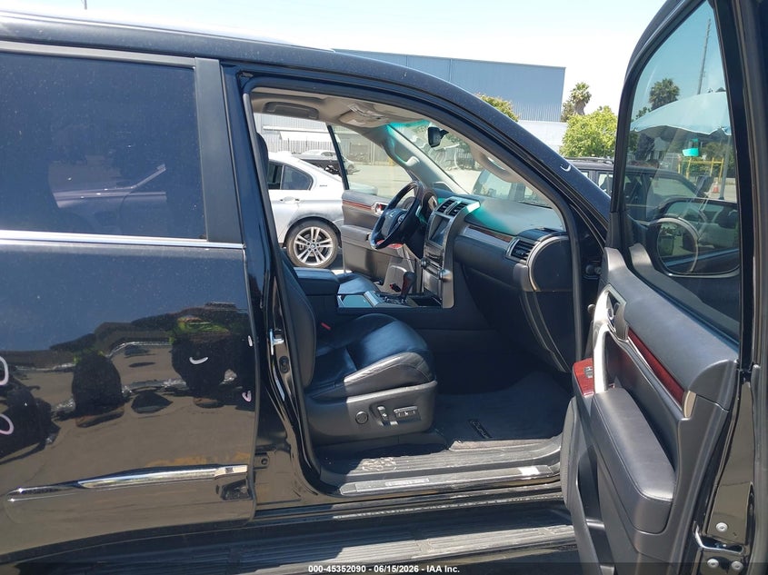2011 Lexus Gx 460 VIN JTJJM7FX5B5023914 IAAI salvage auction — FRONT END, Salvage (Missouri), sold $8,700 on 2026-08-03 (photo 5)