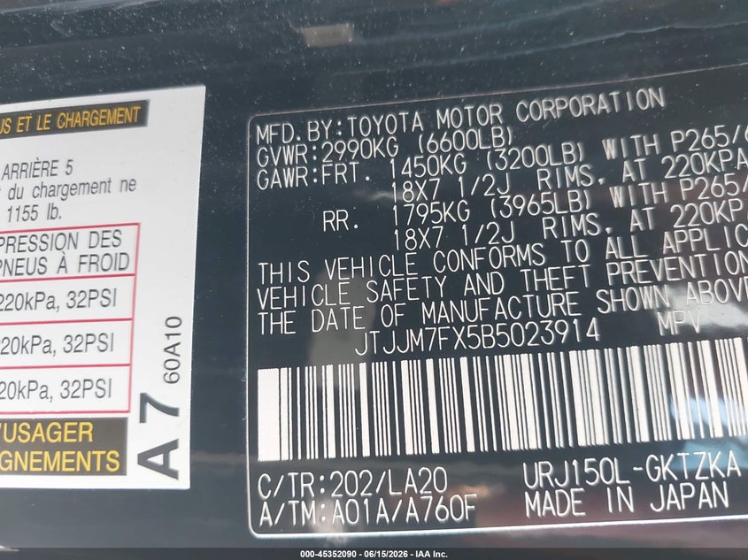 2011 Lexus Gx 460 VIN JTJJM7FX5B5023914 IAAI salvage auction — FRONT END, Salvage (Missouri), sold $8,700 on 2026-08-03 (photo 9)