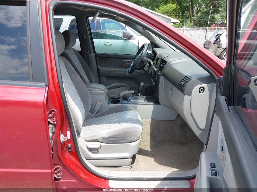 2008 Kia Sorento VIN KNDJD735685837858 IAAI salvage auction — LEFT SIDE, Salvage (Ohio), sold $225 on 2026-07-06 (photo 5)