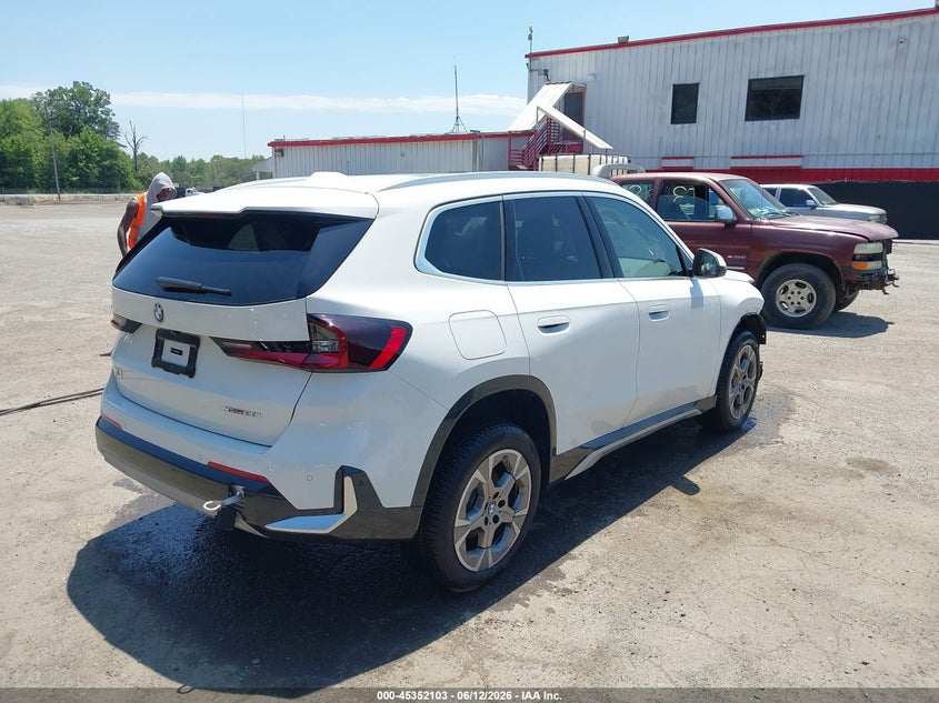 2026 BMW X1 VIN WBX73EF06T5524533 IAAI salvage auction — FRONT END, Salvage Title, sold $11,900 on 2026-07-29 (photo 4)