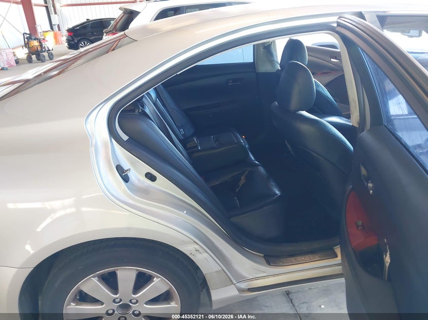 2007 Lexus ES VIN JTHBJ46G272000211 IAAI salvage auction — NORMAL WEAR, Clear - Dealer Only (California), sold $925 on 2026-07-07 (photo 8)