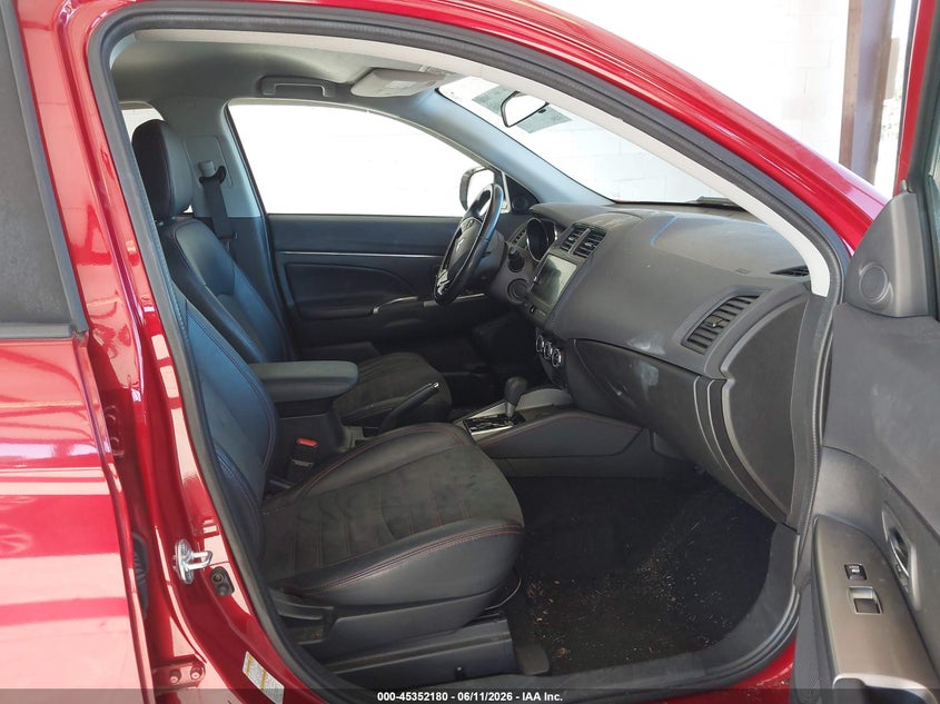2018 Mitsubishi Outlander VIN JA4AP3AW4JZ036429 IAAI salvage auction — REAR END, Bill Of Sale (Washington), sold $2,600 on 2026-07-08 (photo 5)