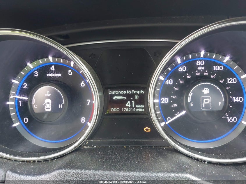 2013 Hyundai Sonata VIN 5NPEB4AC1DH518675 IAAI salvage auction — NORMAL WEAR, Clear (Virginia), sold $475 on 2026-07-18 (photo 7)