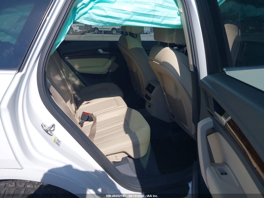 2018 Audi Q5 VIN WA1BNAFY4J2106058 IAAI salvage auction — RIGHT SIDE, Salvage (Oklahoma), sold $5,850 on 2026-07-21 (photo 8)