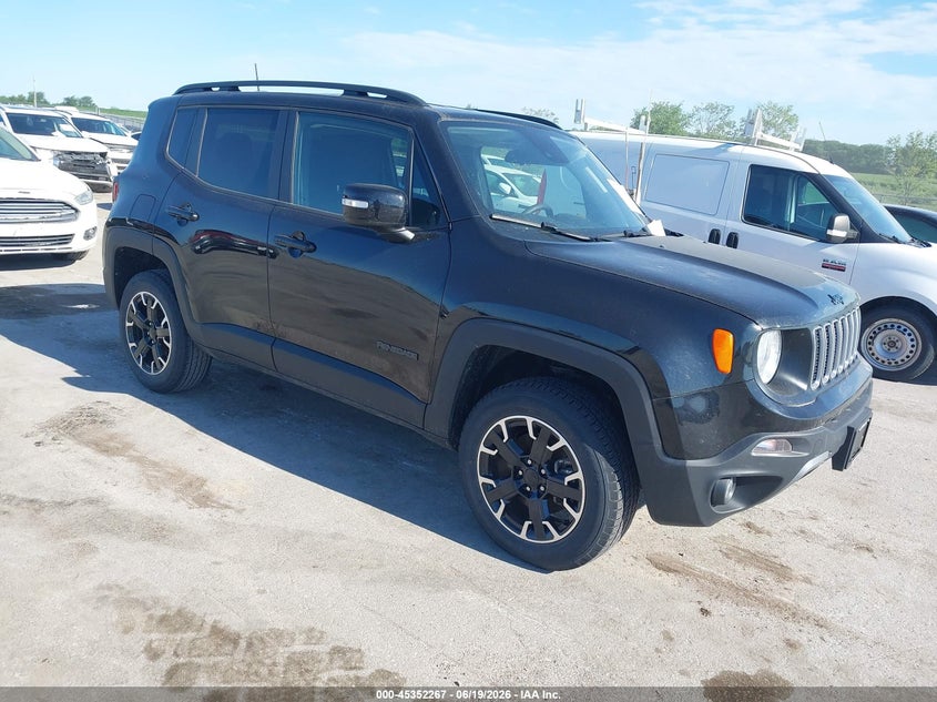 2023 Jeep Renegade VIN ZACNJDB19PPP36484 — IAAI salvage auction photo