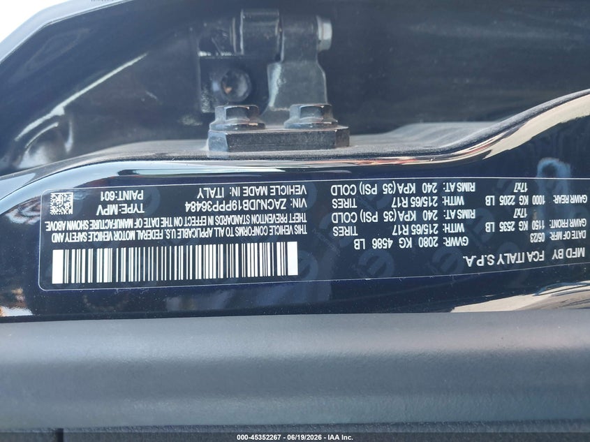 2023 Jeep Renegade VIN ZACNJDB19PPP36484 IAAI salvage auction — HAIL, Salvage Title, sold $7,550 on 2026-08-11 (photo 9)