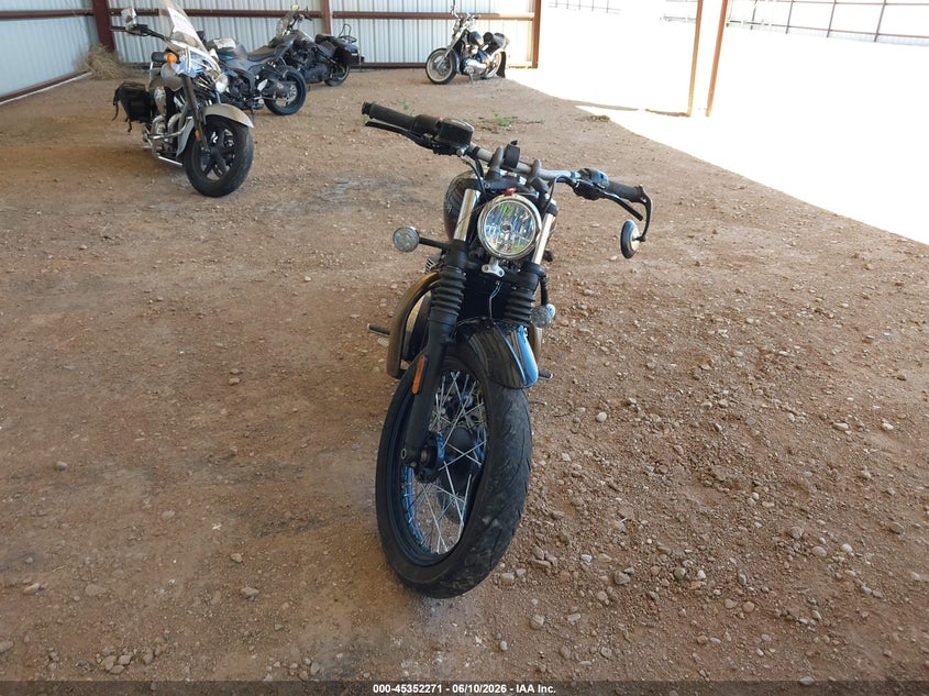 2018 Triumph motorcycle Bonneville VIN SMTD42HL5JT841202 IAAI salvage auction — SIDE, Salvage (Utah), sold $1,050 on 2026-07-28 (photo 5)