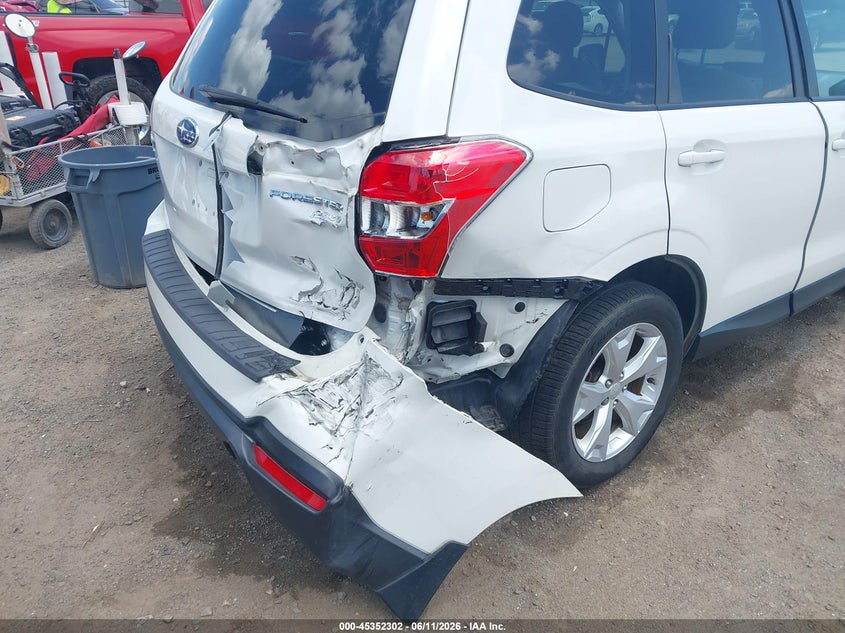 2016 Subaru Forester VIN JF2SJADC5GH487905 IAAI salvage auction — REAR END, Clear (Arkansas), sold $2,075 on 2026-07-15 (photo 6)