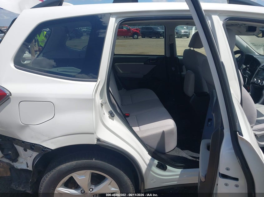 2016 Subaru Forester VIN JF2SJADC5GH487905 IAAI salvage auction — REAR END, Clear (Arkansas), sold $2,075 on 2026-07-15 (photo 8)