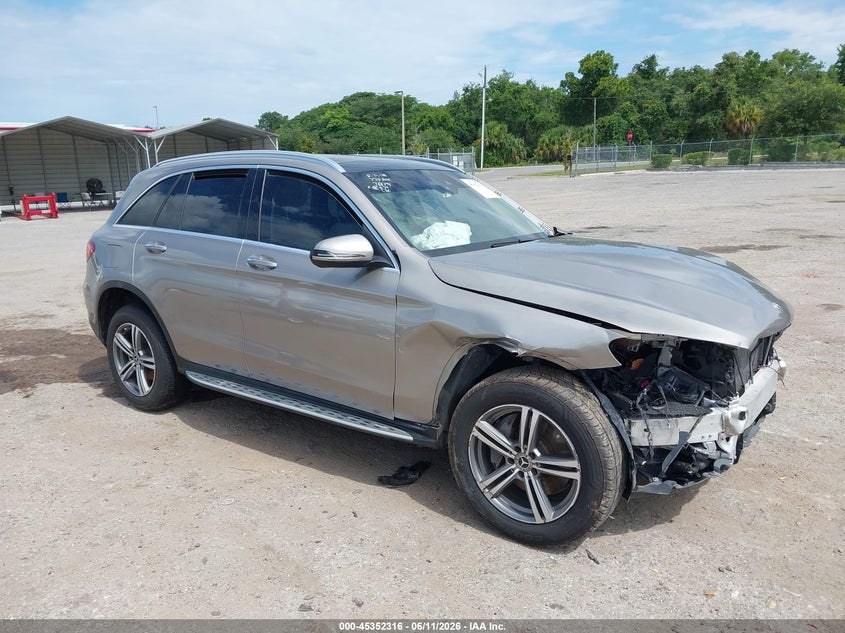 2020 Mercedes-benz Glc VIN WDC0G8DB0LF740570 IAAI salvage auction — FRONT END, Rebuildable (Florida), sold $5,950 on 2026-07-30 (photo 1)