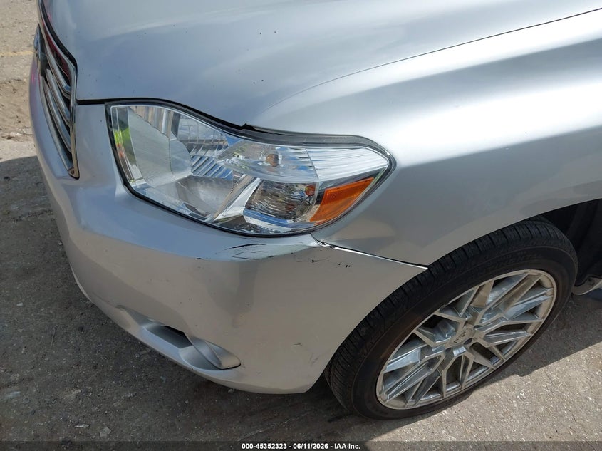 2008 Toyota Highlander VIN JTEDS43AX82054148 IAAI salvage auction — RIGHT FRONT, Salvage (Texas), sold $2,625 on 2026-07-08 (photo 6)