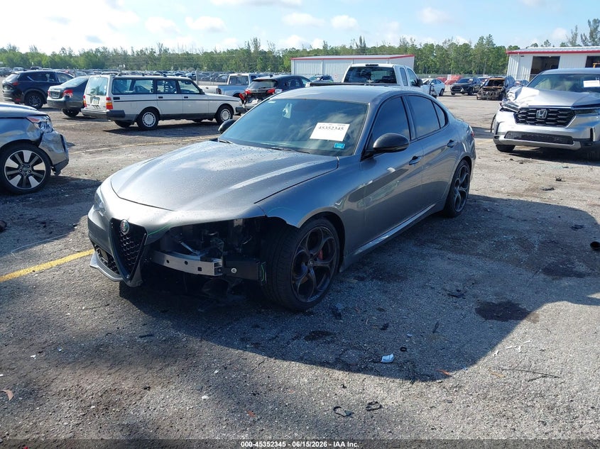 2019 Alfa romeo Giulia VIN ZARFAMAN1K7622552 IAAI salvage auction — LEFT FRONT, Rebuildable (Florida), sold $3,400 on 2026-07-20 (photo 2)