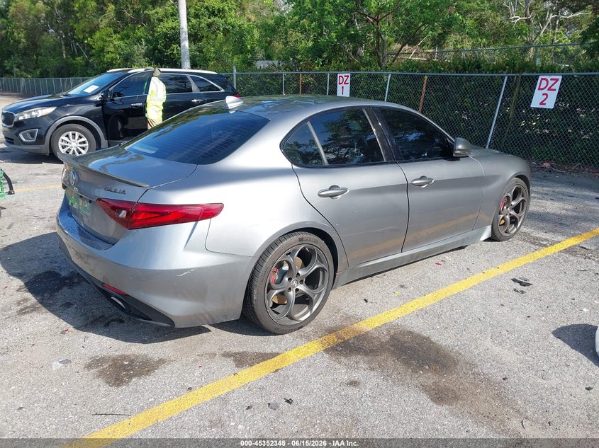 2019 Alfa romeo Giulia VIN ZARFAMAN1K7622552 IAAI salvage auction — LEFT FRONT, Rebuildable (Florida), sold $3,400 on 2026-07-20 (photo 4)