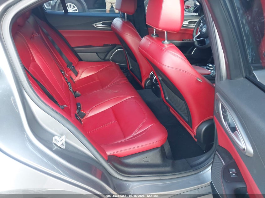 2019 Alfa romeo Giulia VIN ZARFAMAN1K7622552 IAAI salvage auction — LEFT FRONT, Rebuildable (Florida), sold $3,400 on 2026-07-20 (photo 8)
