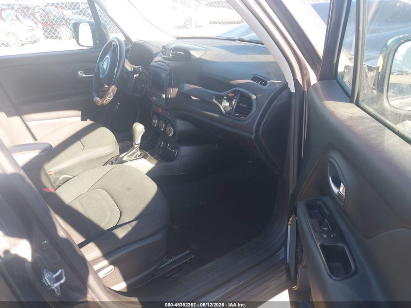 2016 Jeep Renegade VIN ZACCJBBT9GPE18171 IAAI salvage auction — RIGHT FRONT, Salvage (Minnesota), sold $25 on 2026-07-29 (photo 5)